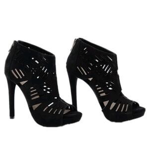 BCBGeneration Women's Morocco Black Suede High Heel Strap Shoes Size 6.5 In Box